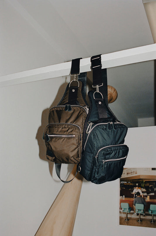 POTR SLING SHOULDER BAG