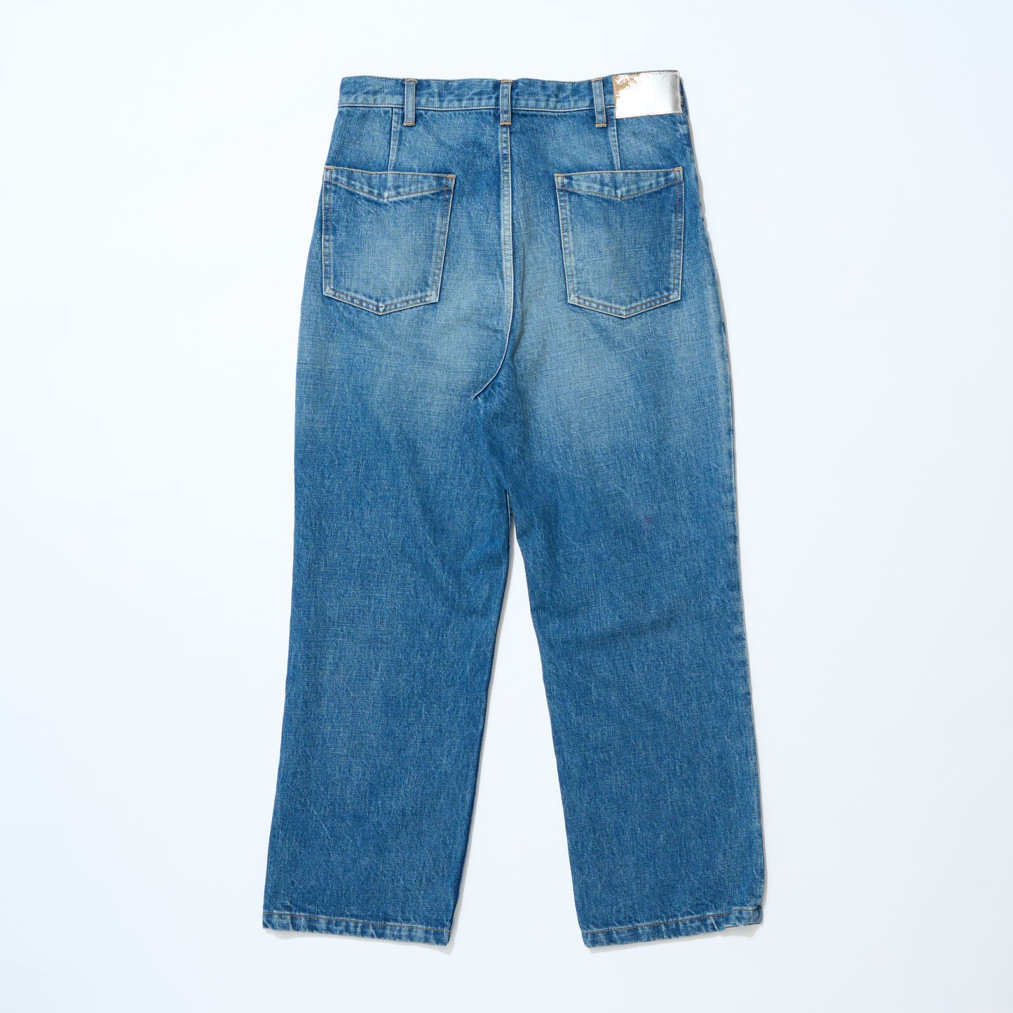 LOT 2201-HW